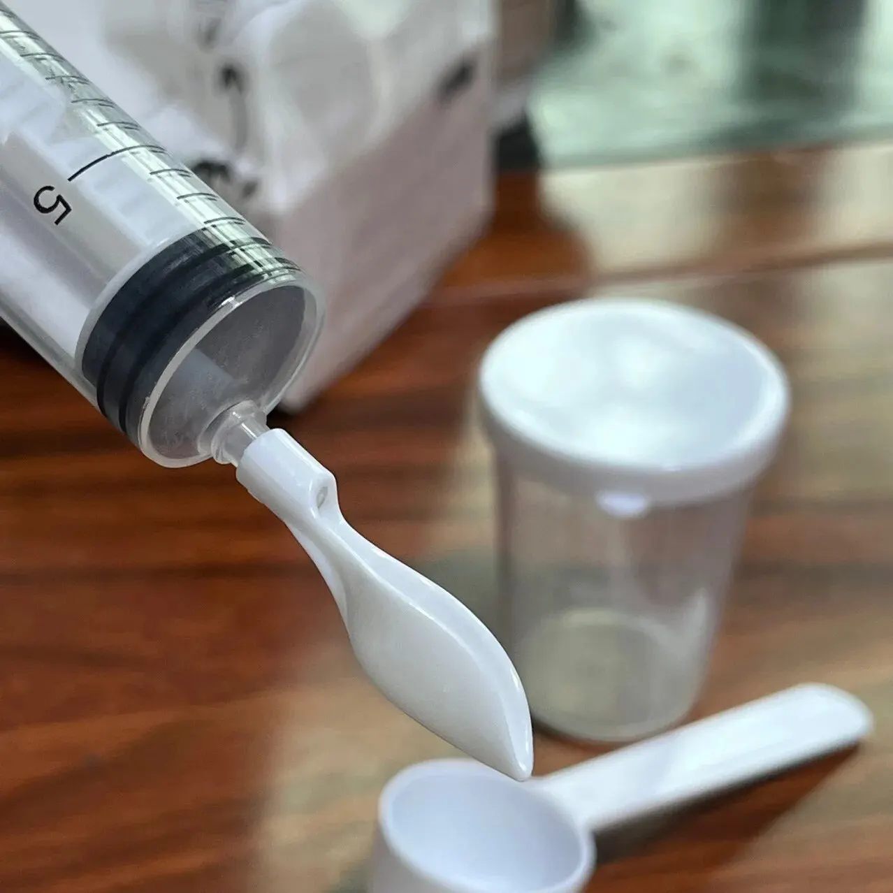 20ml Needle Feeder Bird Parrot Feeder Spoon Manual Syringe Baby Bird Water Milk Medicine Feeding Supplies 4Pcs