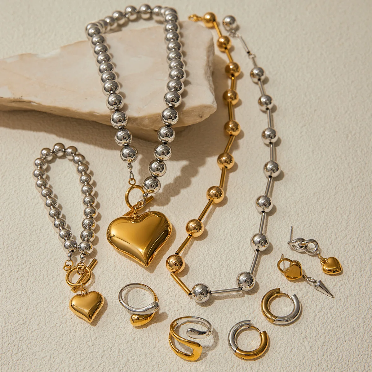 Yori Popular Stainless Steel Heart-Shaped Ring Earrings Necklace Set 18K Golden Plated Daily Jewelry Accessories Set 4