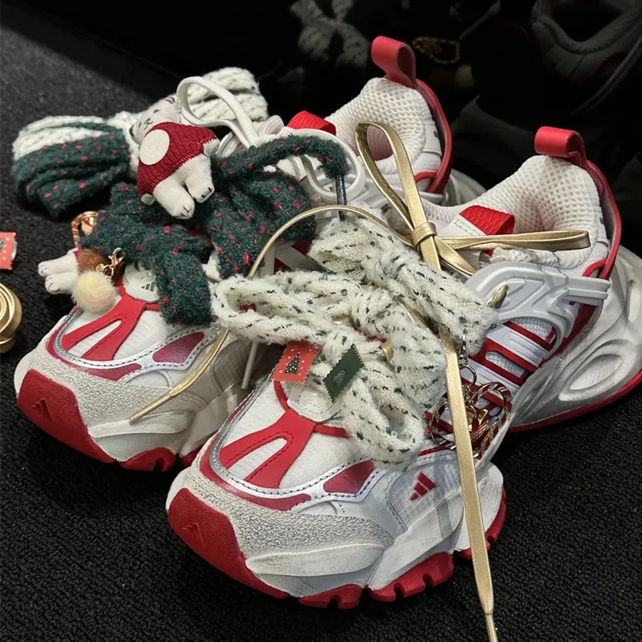 Schöne DIY flauschige Schnürsenkel rot grün Gitter Schnürsenkel Creme Puffs Schuhe Blumenschnallen für Sport Casual Sneakers Schuhe Schneestiefel – Detail 12