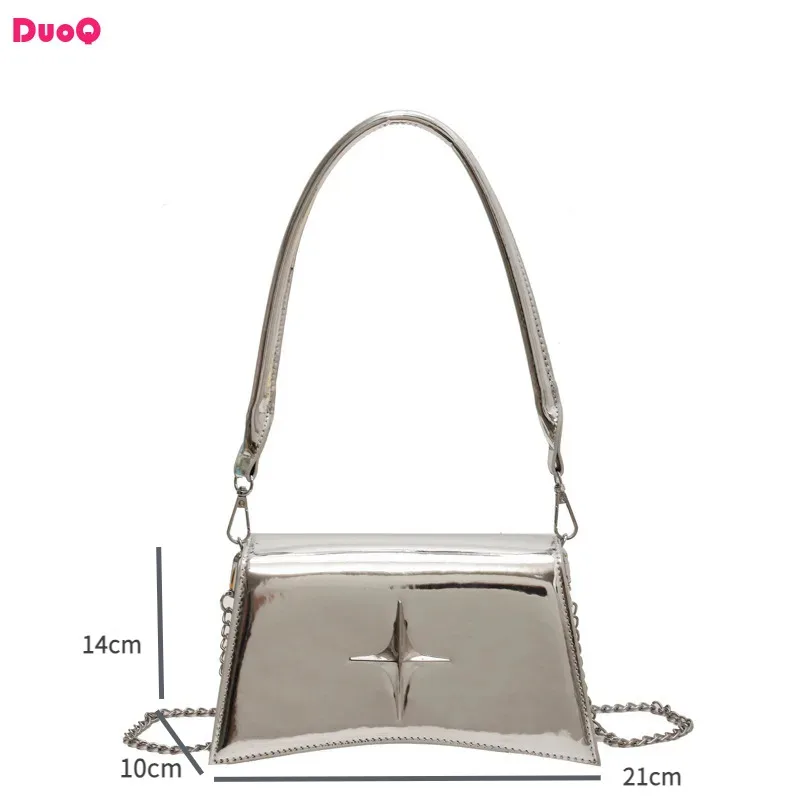 

2024 Texture Underarm Bag Women's Fashion Metal Star Chain Crossbody Bag Premium Silver Lacquer Leather Handbag Exquisite