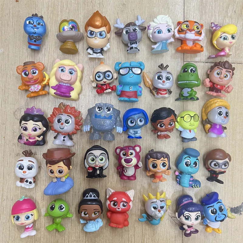 Disney Anime Figure Doorables Kawaii Mickey Princess Anna Elsa Kawaii Big Eyed Doll Collection Model Toys Regali Per Bambini Possono Scegliere
