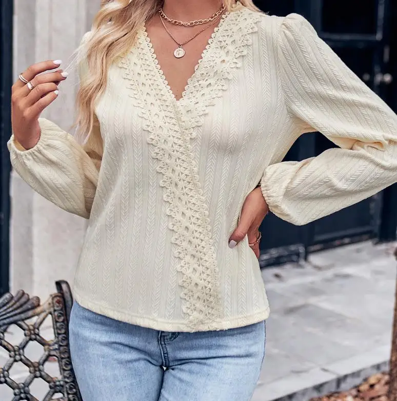 

V-neck sweater lace long sleeved top