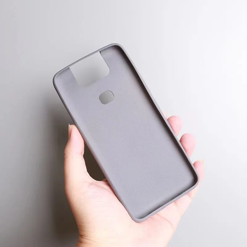 Premium Matte Silicone Protective Case - Sleek and Durable Cover