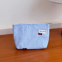 Large - Capacity Bowknot Toiletry Bag - Portable Travel Cosmetic Storage (Blue)