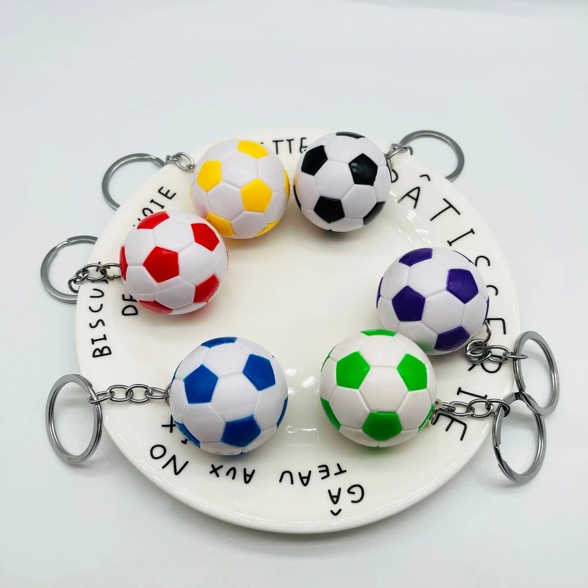 Soccer Keychain Player Gift Car Keychain Football Fan Keychain 6 Colors Sports Accessories|/1pcs football accessories