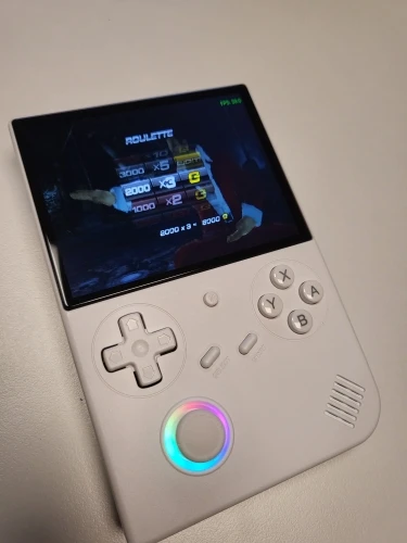 ANBERNIC RG40XX V photo review