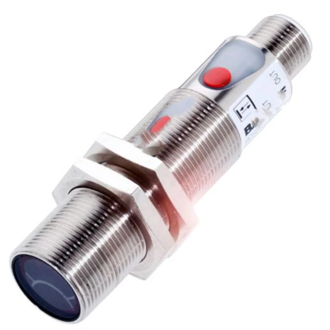 

2pcs/lot New Photoelectric Switch BOS18M-PO-1PD-E5-C-S4 Plug Type Switch