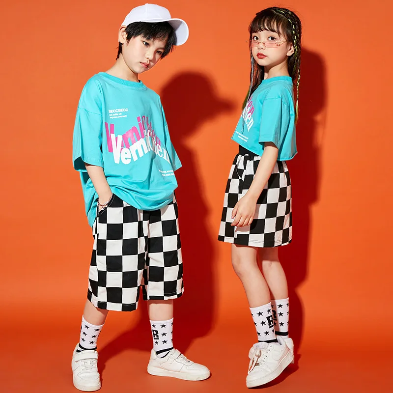 

Kids Summer Clothes Teen Hip Hop Outftis Letter Print T Shirt Tops Checkered Shorts Skirt Girl Boy Jazz Dance Costume 6 8 10 12Y