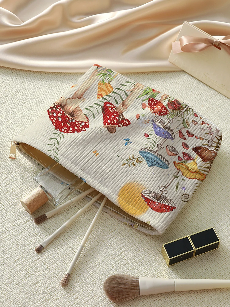 1 mushroom butterfly printed makeup bag, cute fairy tale style, multifunctional storage bag, travel makeup bag