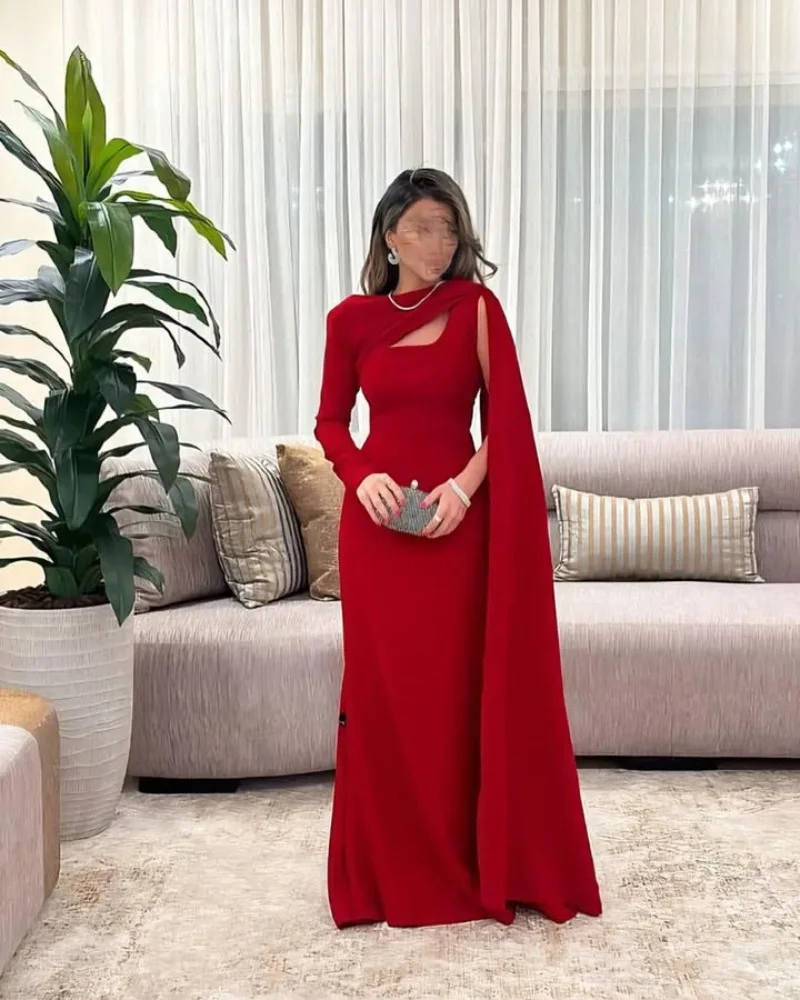 فستان احمر طويل