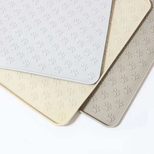 Pet dog feeding mat, made of silicone material, easy to clean, rectangular cat and dog meal mat with raised edges 2