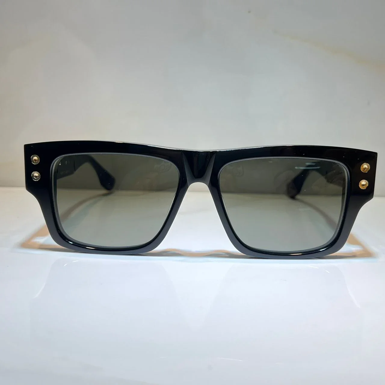Sunglasses For Women and Men Summer SEVEN 407 Brand Style Anti-Ultraviolet Retro Plate Full Frame Glasses Random Box