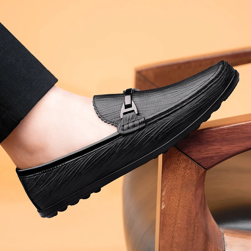 

Men Shoes Casual Genuine Leather Slip on Men Loafers Soft Cow Leather Brand Male Footwear Business Flats men moccasins