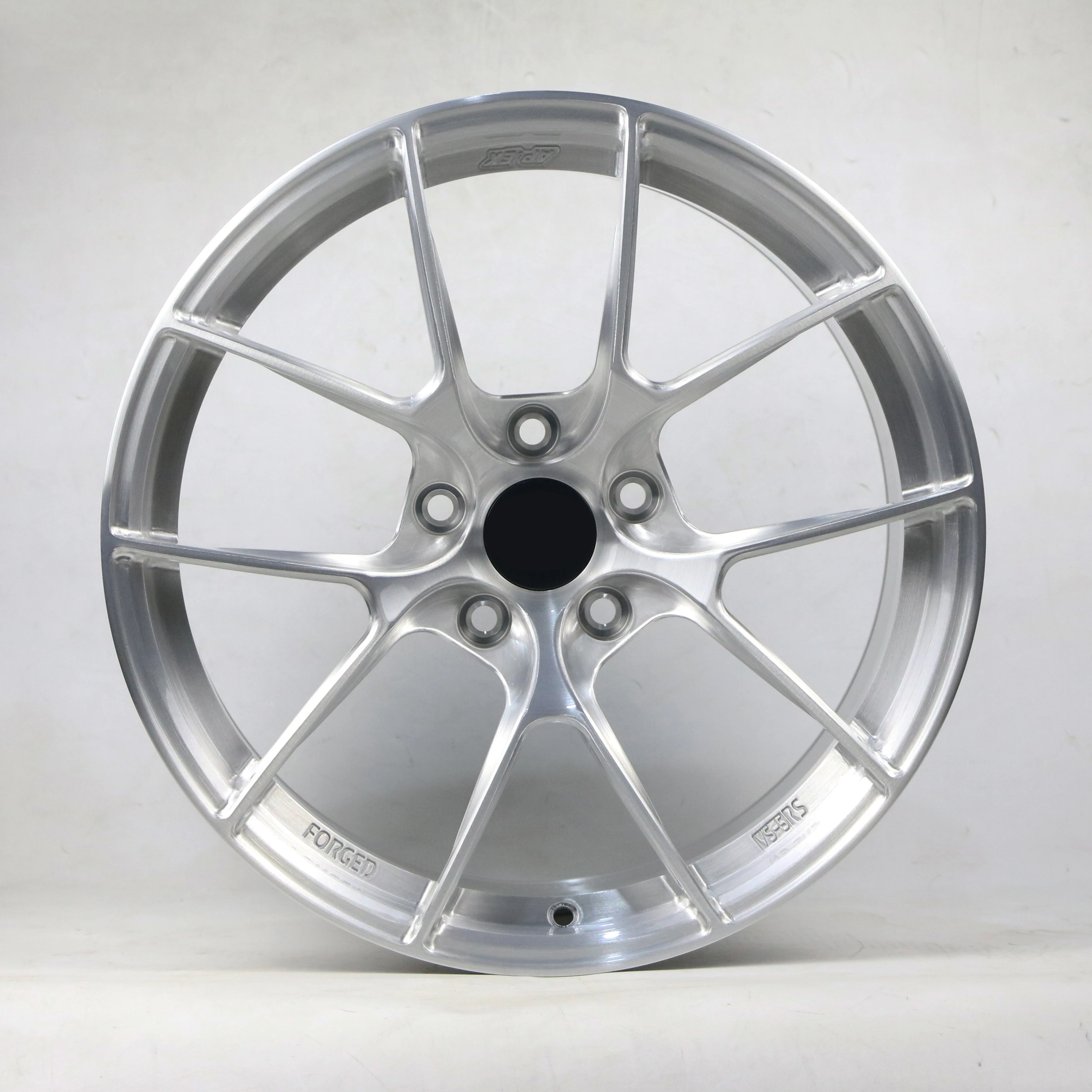 

Кованые автомобильные колеса/диски 18x8,5 ET42