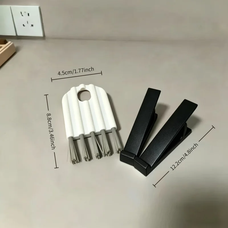 키보드 액세서리 세트에는 키보드 스탠드 2개 + 청소용 브러시 1개, 홈 오피스 책상용 인체공학적 틸트 라이저 홀더가 포함되어 있습니다.