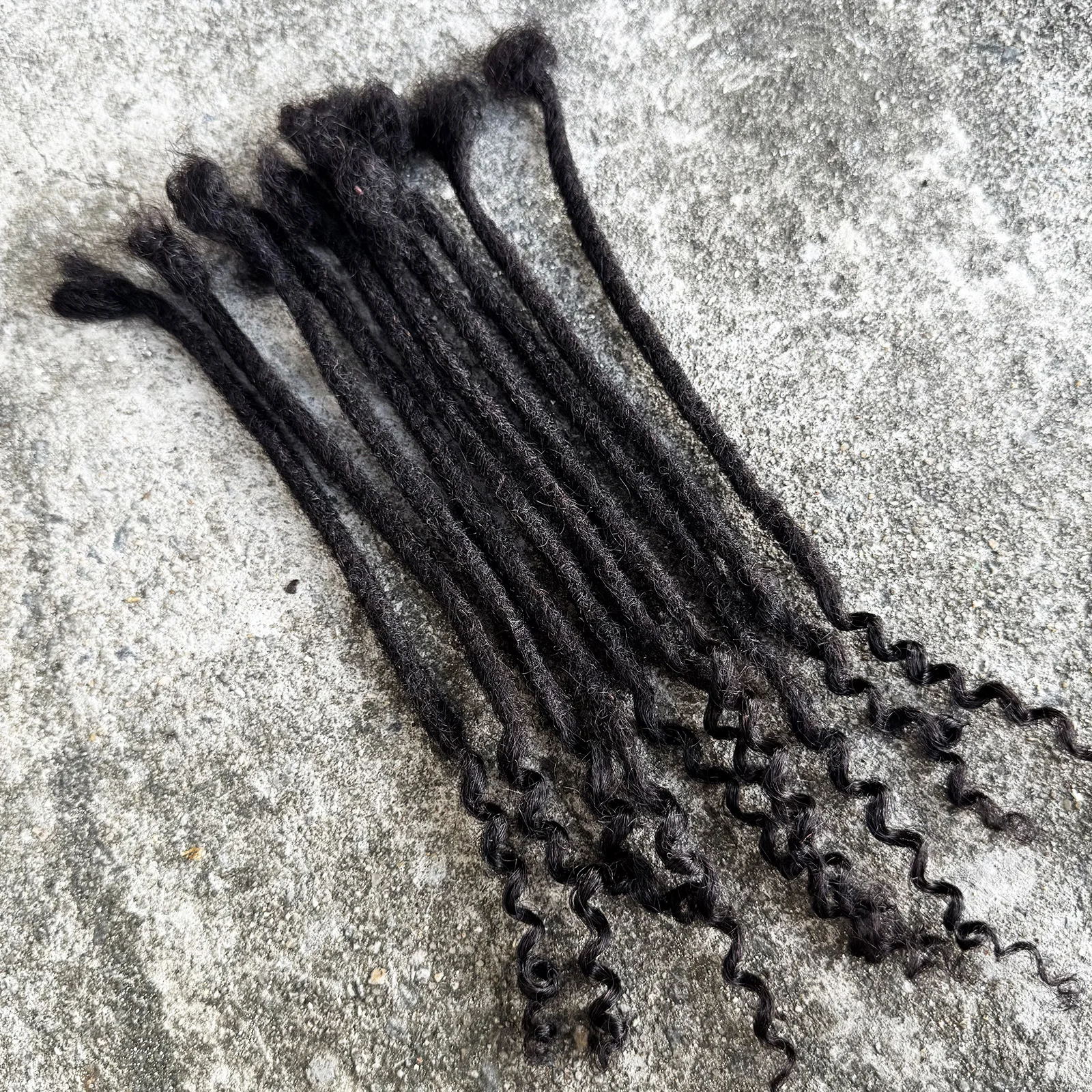 8-14inch Locs Dreadlock Extension Human Hair with Curly Ends 100% Permanent Huamn Hair Loc Extension Can Be Dyed Bleached 3