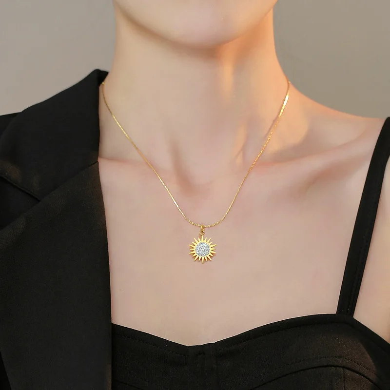 JYH Collier Avec Pendentif En Forme De Tournesol « You Are My Sunshine » Plaqué Or 14 Carats Pour Femmes Et Filles, Métal