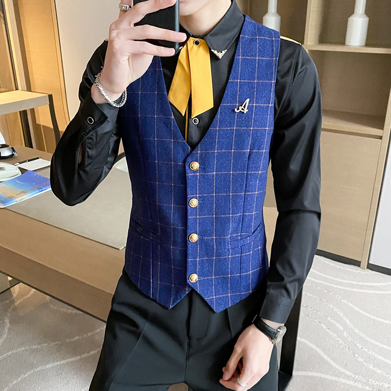 

2023 Classic Plaid Vest for Men Slim Business Casual Sleeveless Vests Prom Party Disco Nightclub Waiter Waistcoat Men Clothing