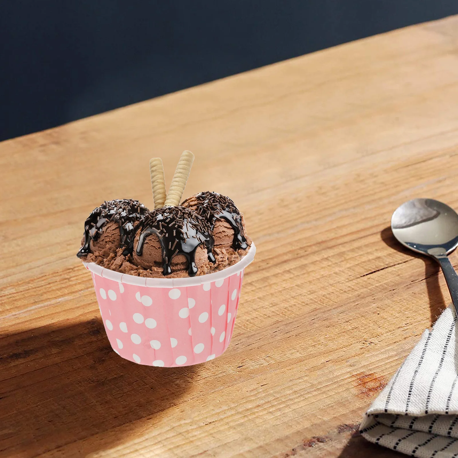 50 Pcs Ice Cream Cups Plastic Disposable Bowls Dessert Containers for Desserts Paper Party Cupcake Liners Plate