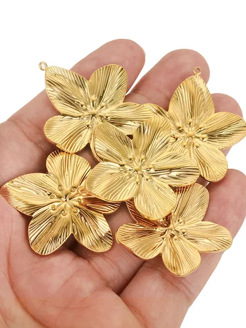 5 pz/lotto ciondoli in acciaio inossidabile grande fiore fascino PVD placcato oro metallo orecchino collana braccialetto creazione di gioielli all'ingrosso all'ingrosso 5