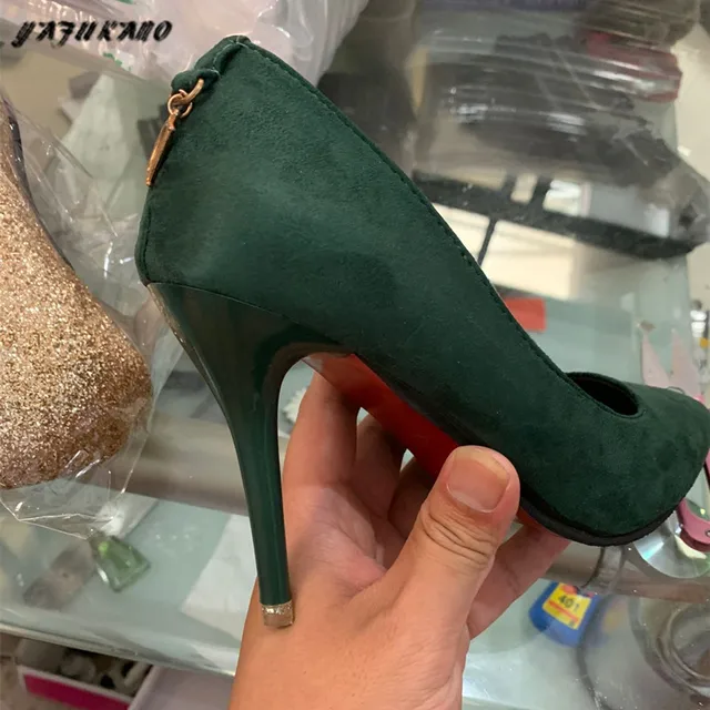 7Cm/10Cm Sexy Dunne Hak Hoge Hakken Mode Rode Zool Vrouwen Pompen Naakt  Elegante Solid Flock Wees neus Dress Party Bruiloft Schoenen - AliExpress  Schoenen