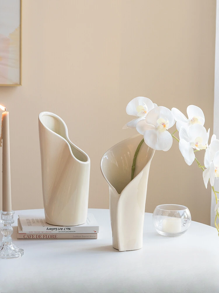 

Irregular ceramic vase, living room flower arrangement, high-end dining table, niche wabi-sabi style TV cabinet ornaments