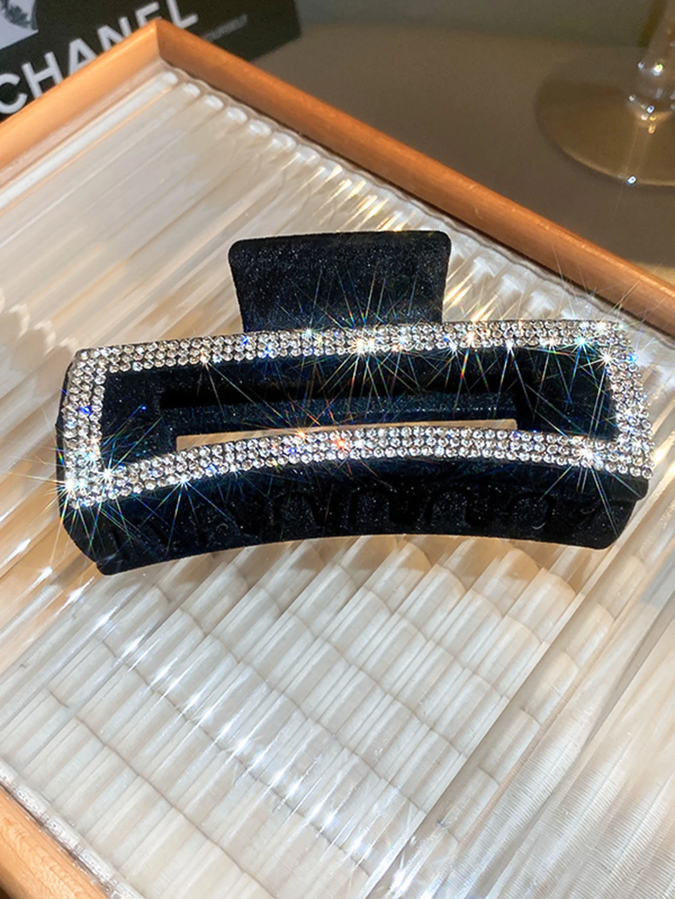 Flockige Strass-Haarklammern für Damen, Neu in 2024, Koreanische Ins-Mode, Temperamentvolle Haarspangen, Vielseitiger Eleganter Schmuck – Detail 5