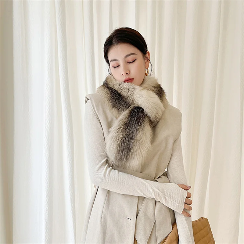 Рисунок 6 - Высококачественный женский меховой шарф