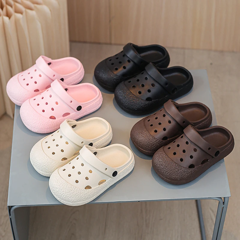 Kids Sandals Summer Comfortable EVA Clogs for Children Boys Girls Breathable Hollow-out Garden Shoes Casual Beach Shoes New