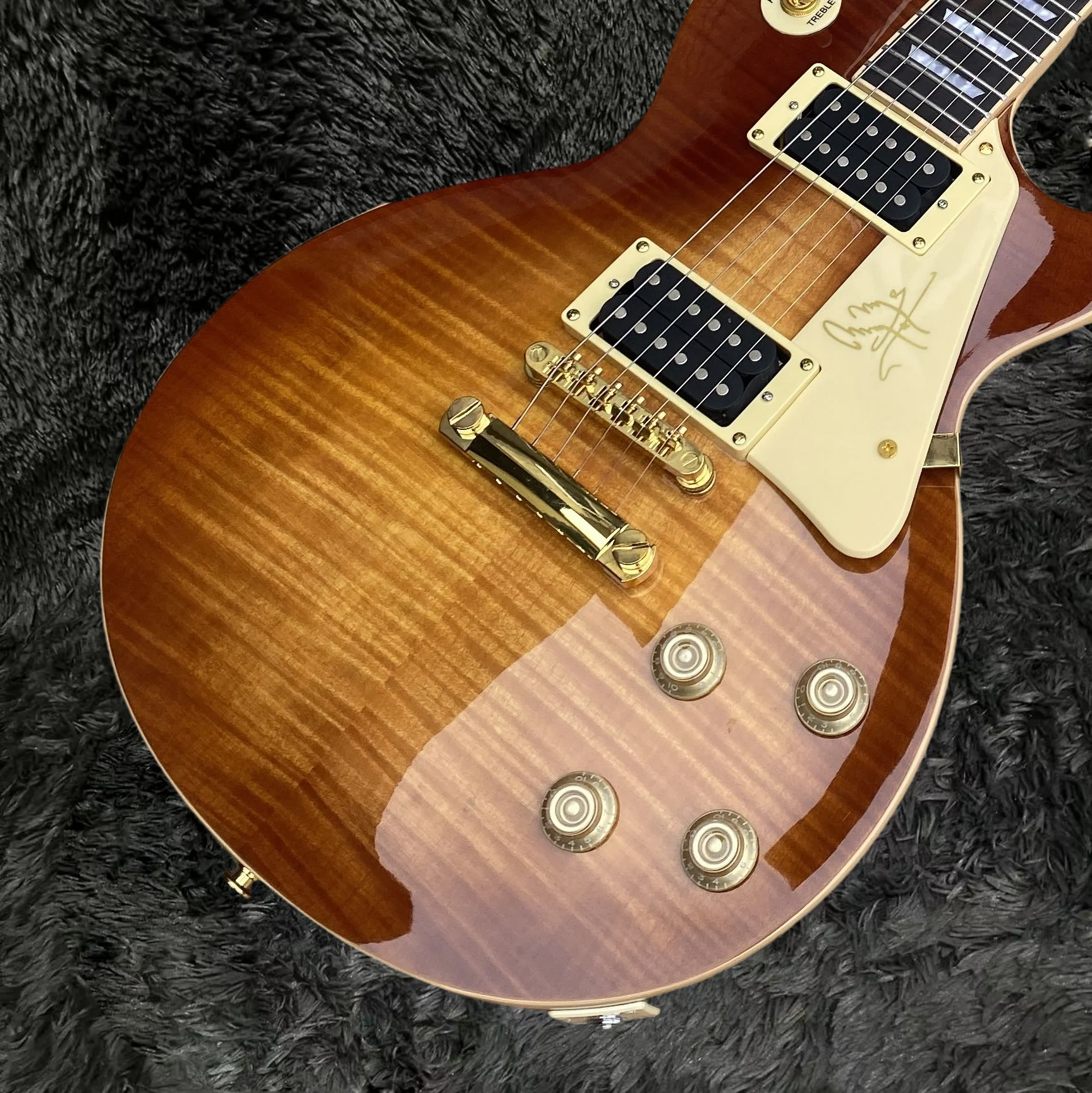 Electric guitar rosewood fingerboard 2 pickups Flame Maple Top