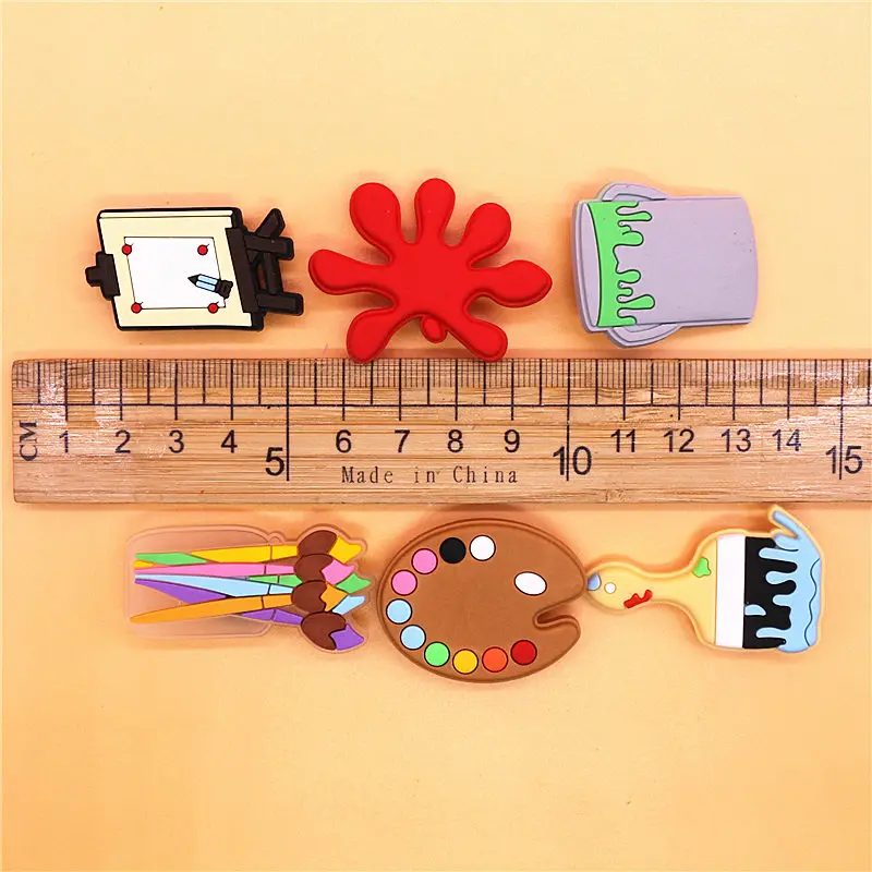 그림 스타일 신발 매력의 6pcs 팩 청바지 매직 신발 배지 버클 유화 PVC 신발 상단 장식 방해 핀