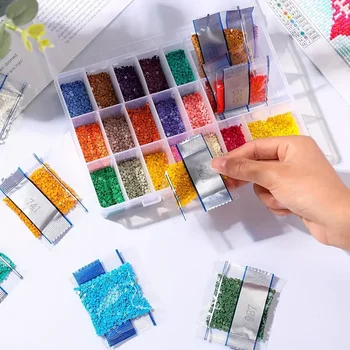 30 kit di pittura con diamanti dai colori vivaci (500 diamanti ciascuno), adatti per pittura con diamanti fai da te, nail art e altre decorazioni