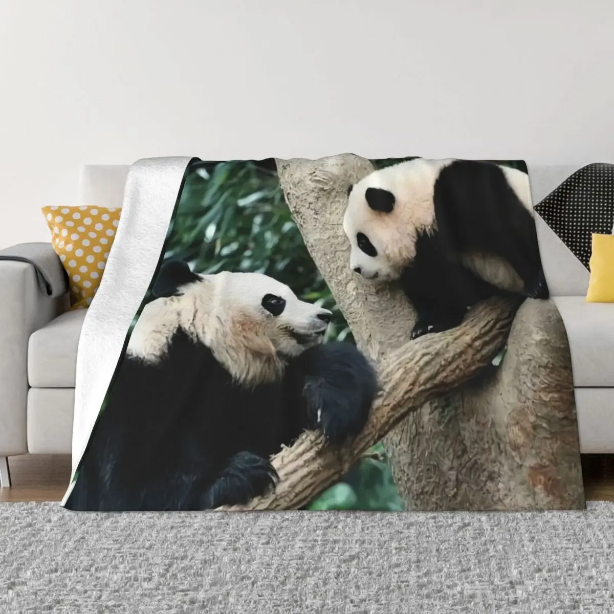 

Fu Bao Fubao Panda Animal Blanket Soft Plush Flannel Fleece Throw Blankets for Bedroom Travel