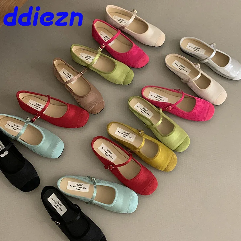 

Женская Закрытая обувь, женские Туфли Мэри Джейн, новинка 2024, модные женские балетки на плоской подошве с ремешком с пряжкой, танцевальные туфли