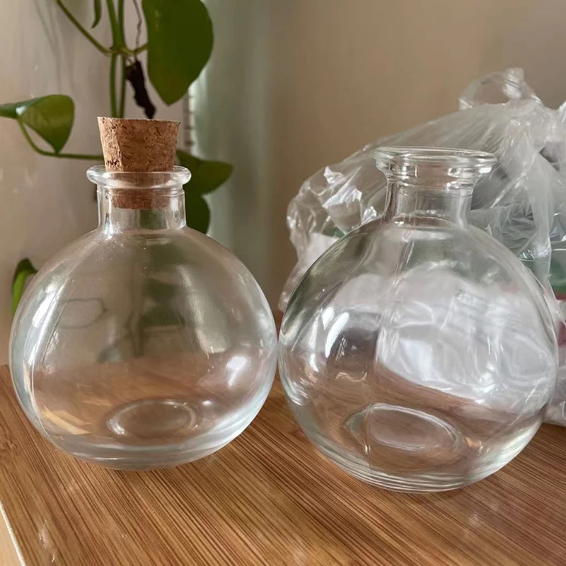 Medieval Round Flask Potion Bottle Cork DIY Perfume Flower Arrangement Decorative Bottle Retro Leather Holder Cosplay Props