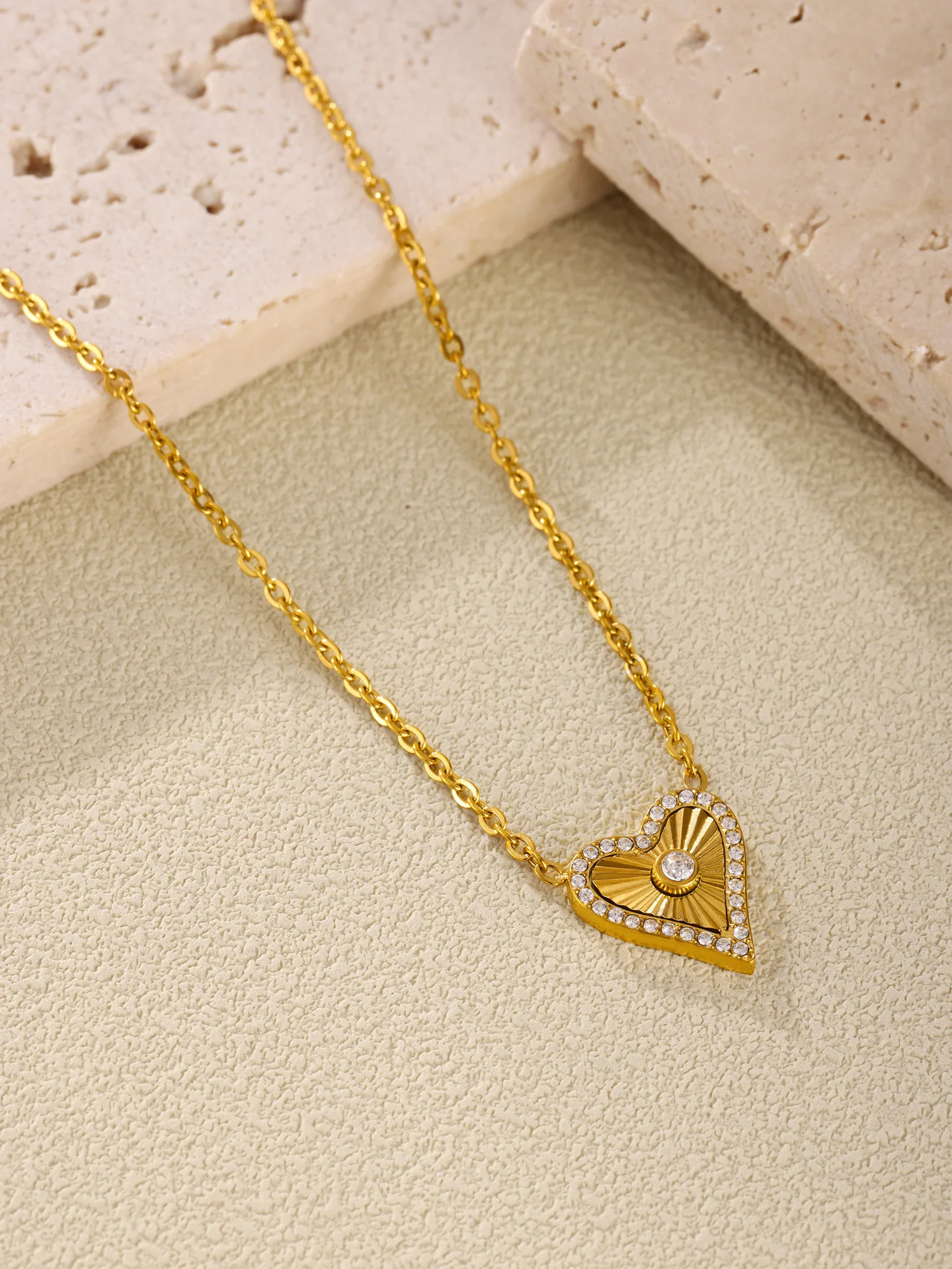 Vintage Herz Anhänger Halskette Armband Für Frauen Zirkon Wasserdichte Edelstahl Kette Bankett Täglichen Schmuck Geschenk – Detail 15