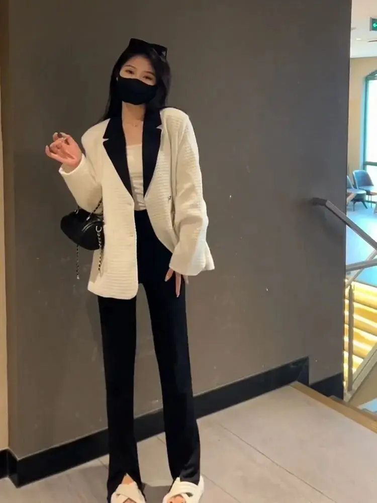 

UNXX High-End Elegant White Small Suit Jacket for Women Autumn 2023 New Season Loose Long-Sleeved Cardigan Top High Quality Coat