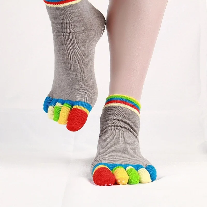 1 Pairs Rainbow Color Split Toe Yoga Socks Pilates Dance Breathable Sweat-absorbent Non-Slip Five Finger Sport Socks