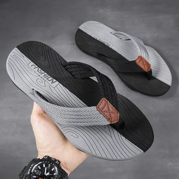 Pantofole da uomo Infradito estive Marchio di moda Outdoor Comode diapositive casual Scarpe Sandali da spiaggia antiscivolo da uomo 1