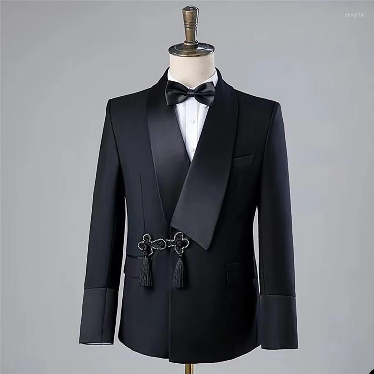 Costume moderne pour hommes