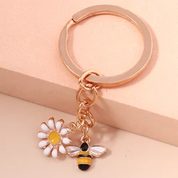 Cute Keychain Enamel Bee Heart Flower Key Ring Garden Key Chains Souvenir Gifts for Women Men Handbag Accessories Jewelry Gift