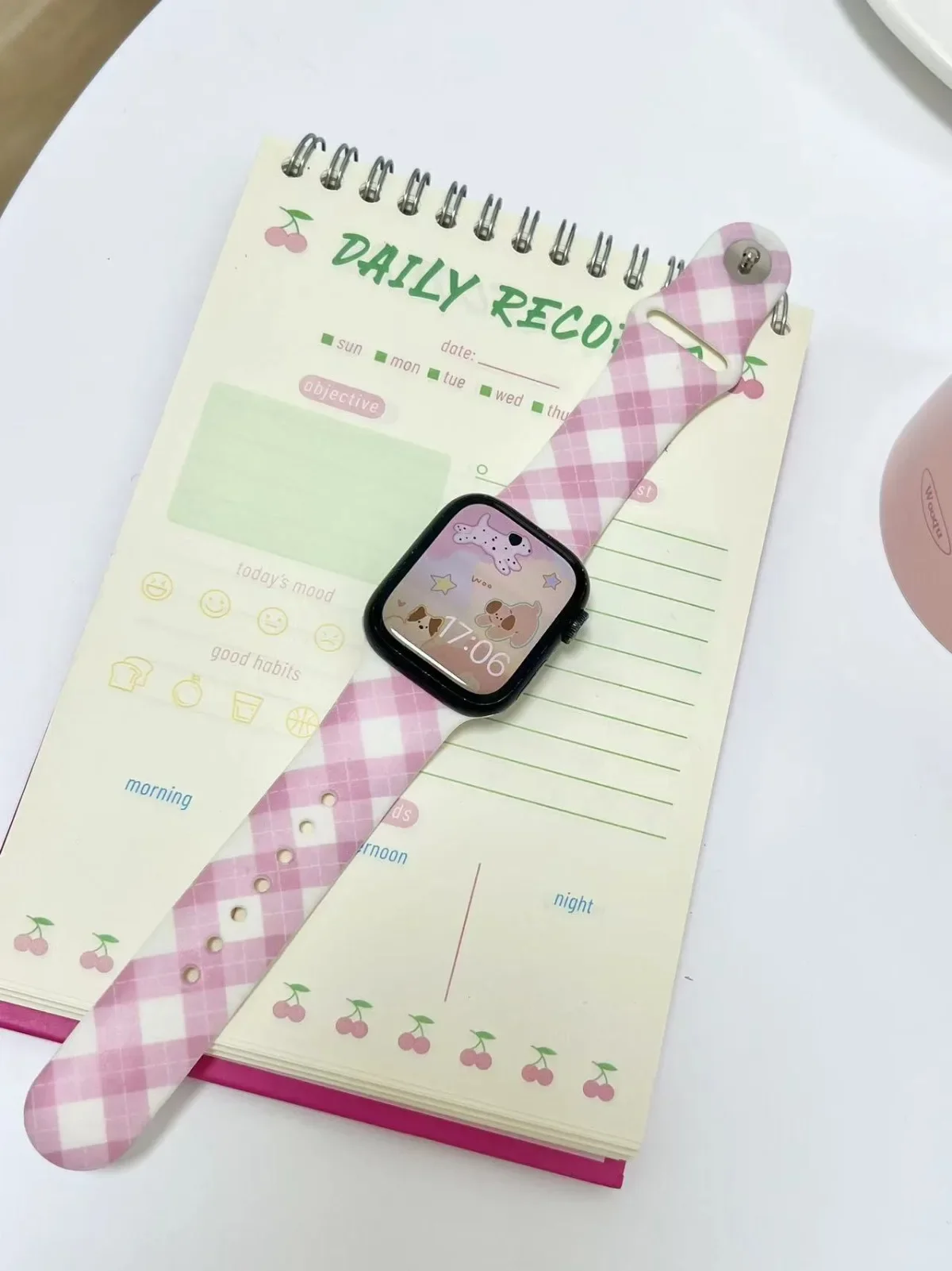 Watch Band For iWatch 42/44/45/46/49mm 38/40/41mm Silicone Fashion Watch Strap for Watch Series Ultra2 Se 10/9/8/7/6/5/4/3/2/1_voghion.com