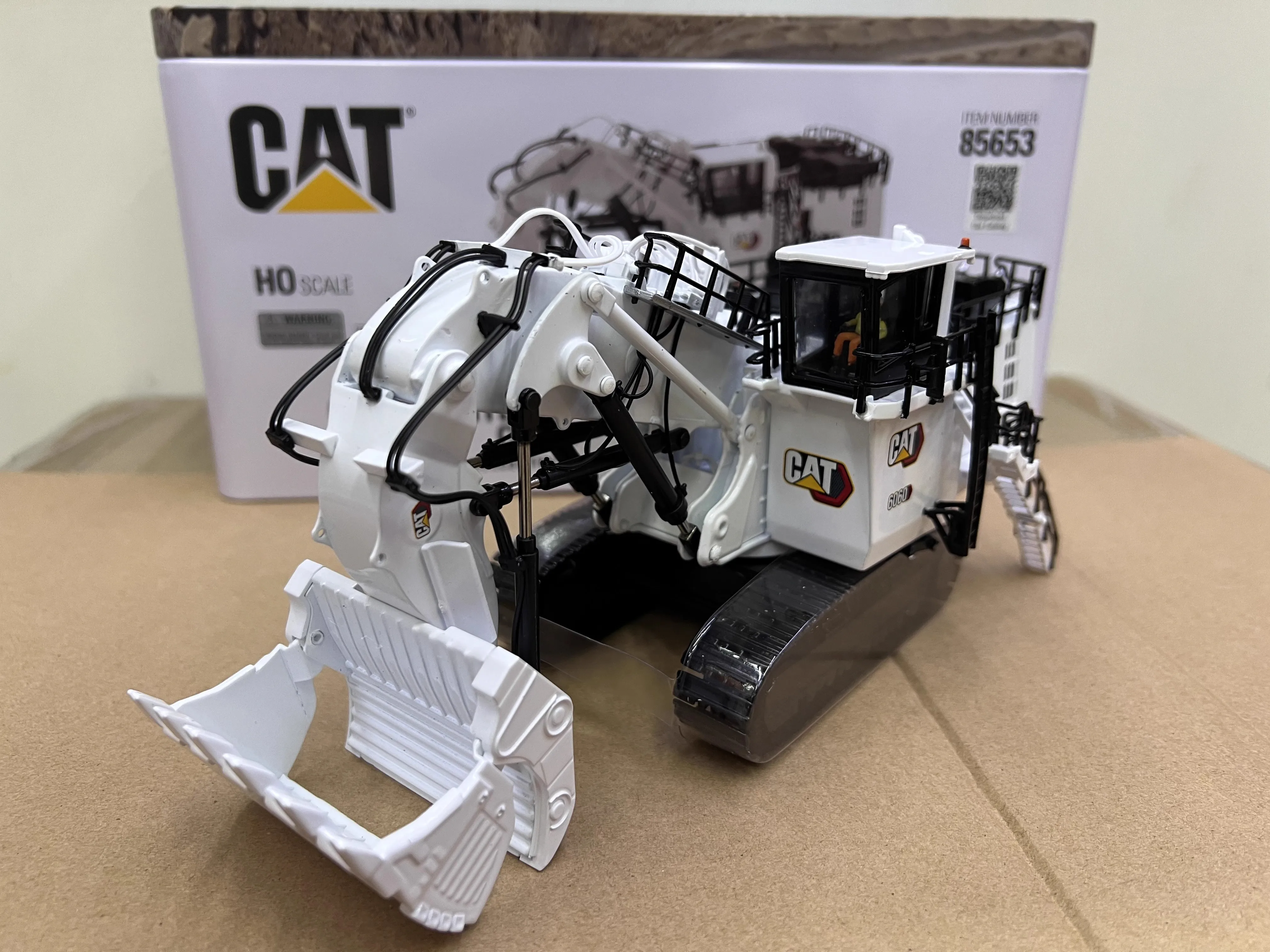 New 2024 DM 1/87 CAT 6060 Hydraulic Mining Front Shovel HO