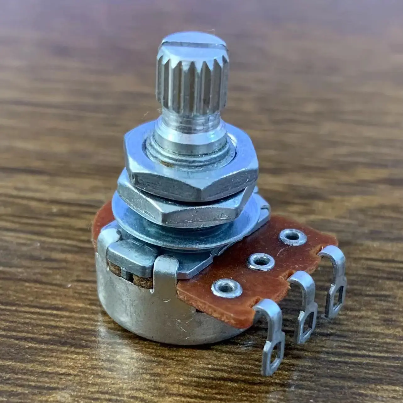 Professional ALPHA brand potentiometer A250K B250K A500K B500K tone volume for electric bass & guitar accessories in stock