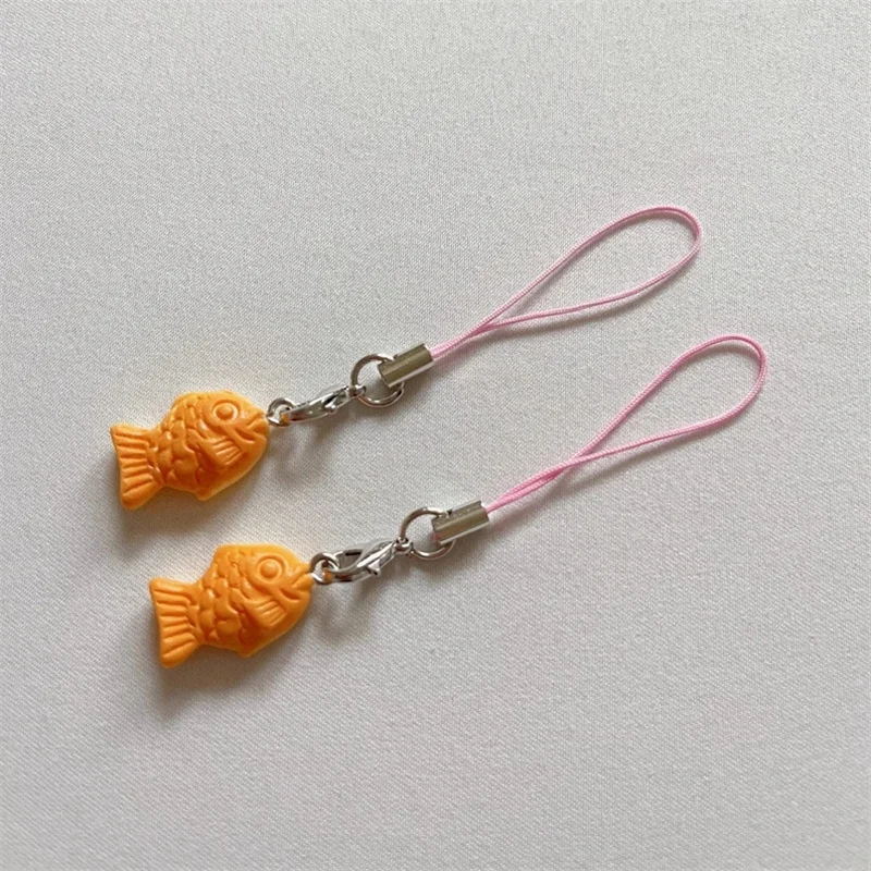 Carino Coreano A Forma Di Pesce Fagiolo Rosso Pasticceria Snack Telefono Fascino Portachiavi Catena Del Telefono Fascino Mobile Creativo Pesce Portach