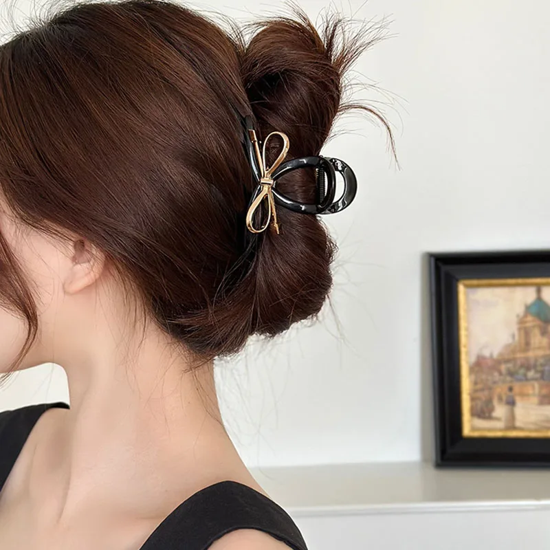 

Trendy Women Bow Acrylic Hair Claw Gold Silvery Color Metal Hair Clips Ponytail Claw Clip Fashion Girl's Daily Hair Accessories