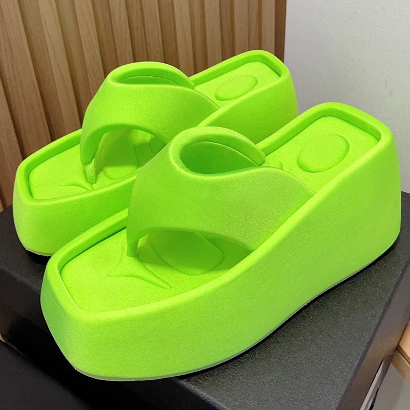 

Leisure Wedges Slippers Summer New Candy Color Thick Bottom Female Flip Flops Square Head Clip Toe Design Platform Women Sandals