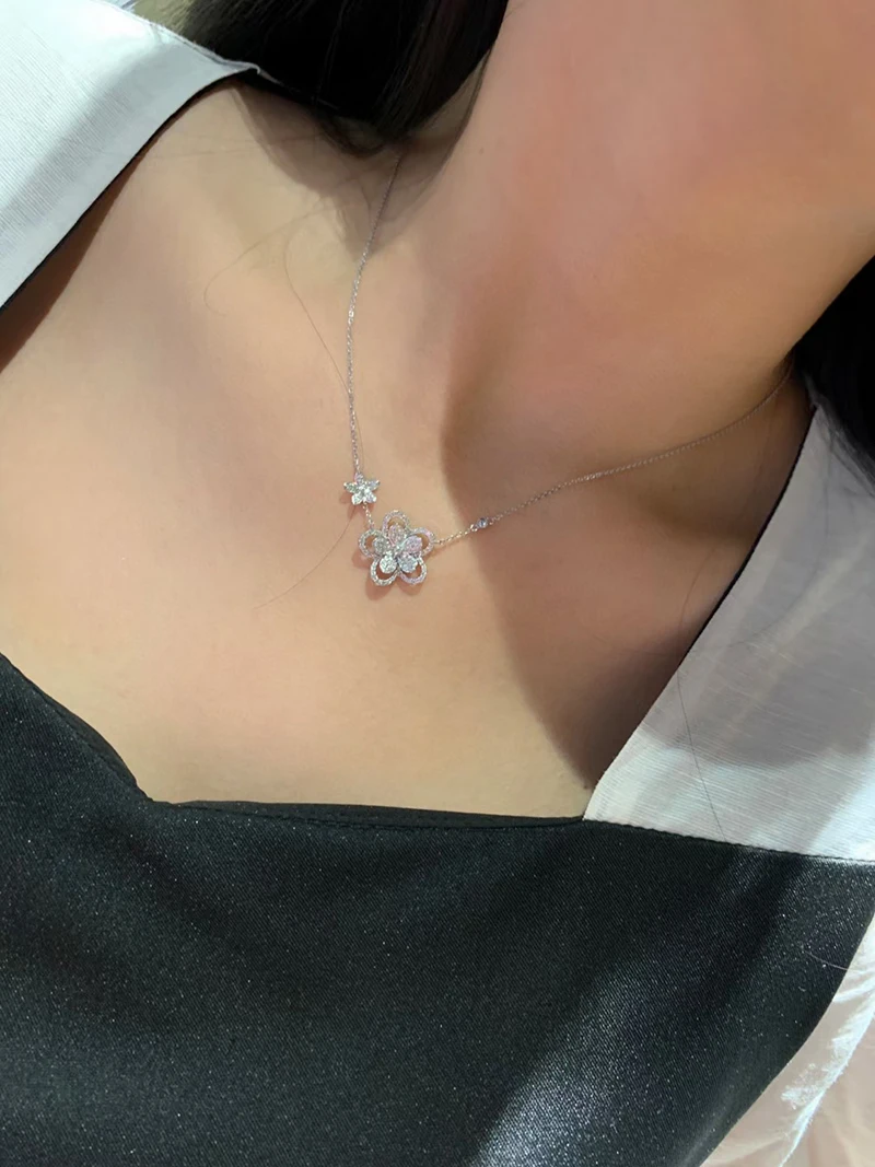 LUOWEND 18K White Gold Necklace Real Natural Diamond Chain Fashion Flower Design Women Engagement Necklace