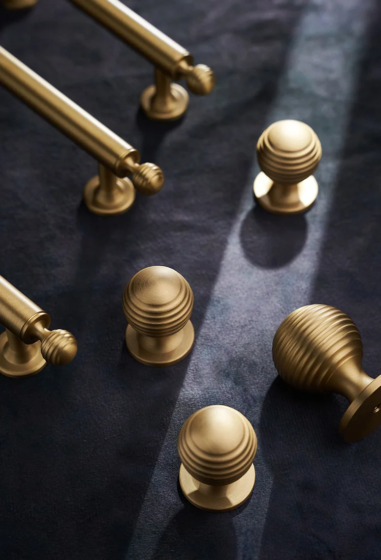 Puxar armário de cozinha alças móveis Handle e Knob