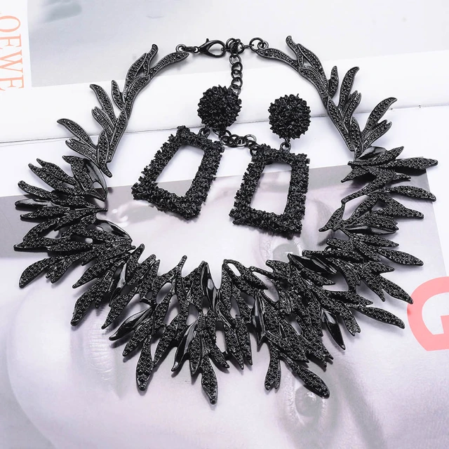 East 5th necklace earrings black gun metal 16